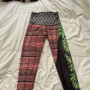 Onzie printed yoga leggings. Palm leaves down side